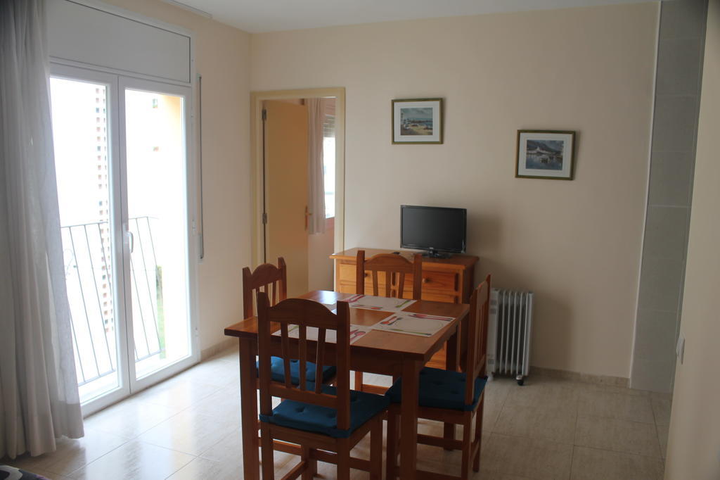 Apartaments Can Claudi Tossa de Mar Room photo