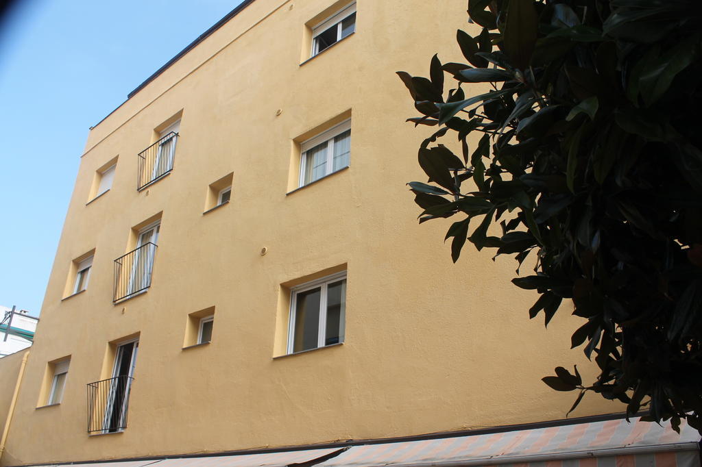 Apartaments Can Claudi Tossa de Mar Exterior photo